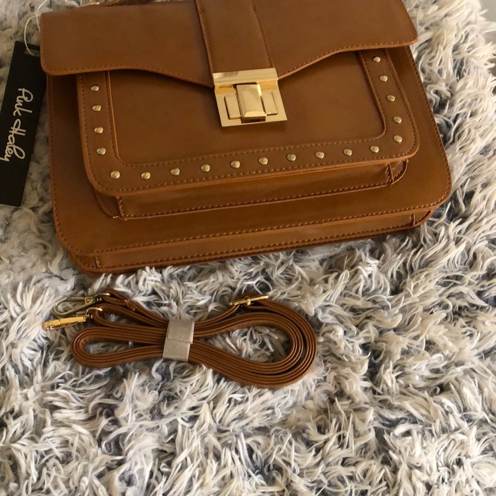Oracle Structured Crossbody - Picture 8 of 8